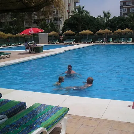 In Hercules With Pool And Sea View 公寓